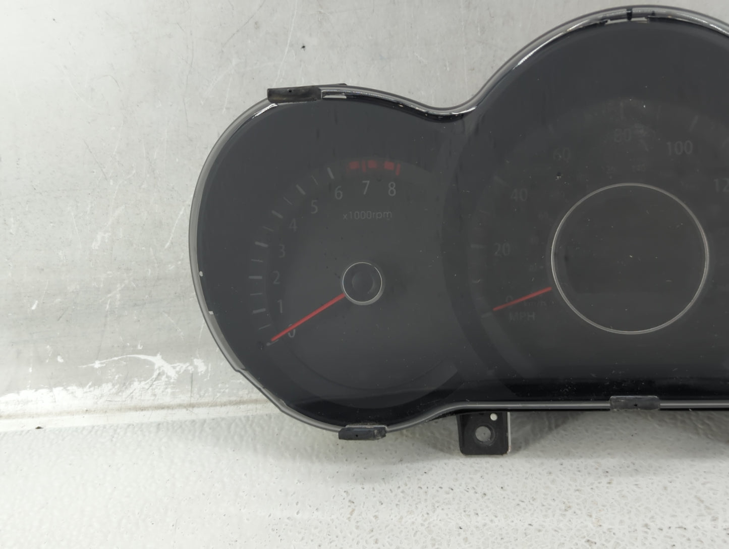 2012-2013 Kia Optima Instrument Cluster Speedometer Gauges P/N:94001-2T322 Fits Fits 2012 2013 OEM Used Auto Parts - Oemused