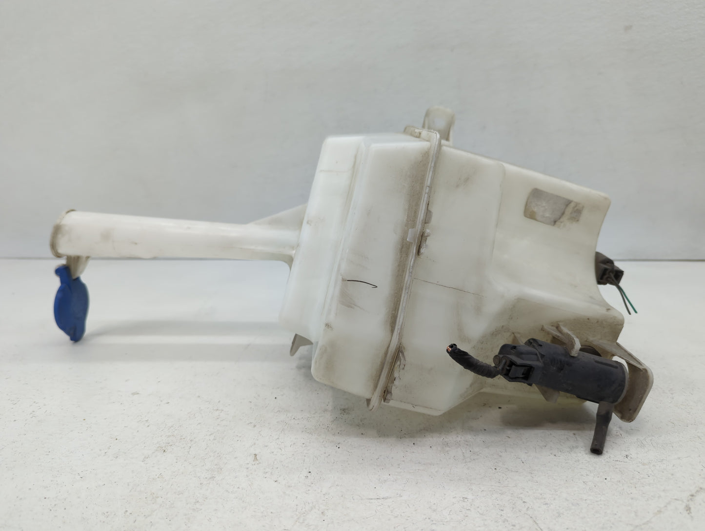 2011-2016 Kia Optima Radiator Coolant Overflow Expansion Tank Bottle 596036 - Oemusedautoparts1.com