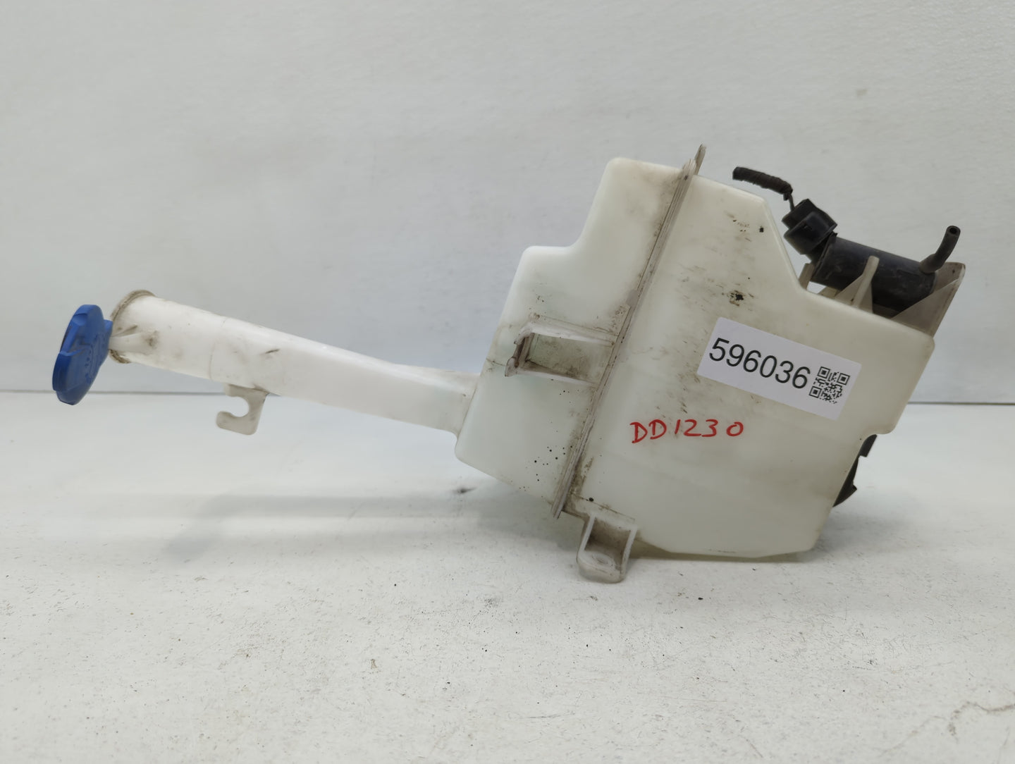 2011-2016 Kia Optima Radiator Coolant Overflow Expansion Tank Bottle 596036 - Oemusedautoparts1.com
