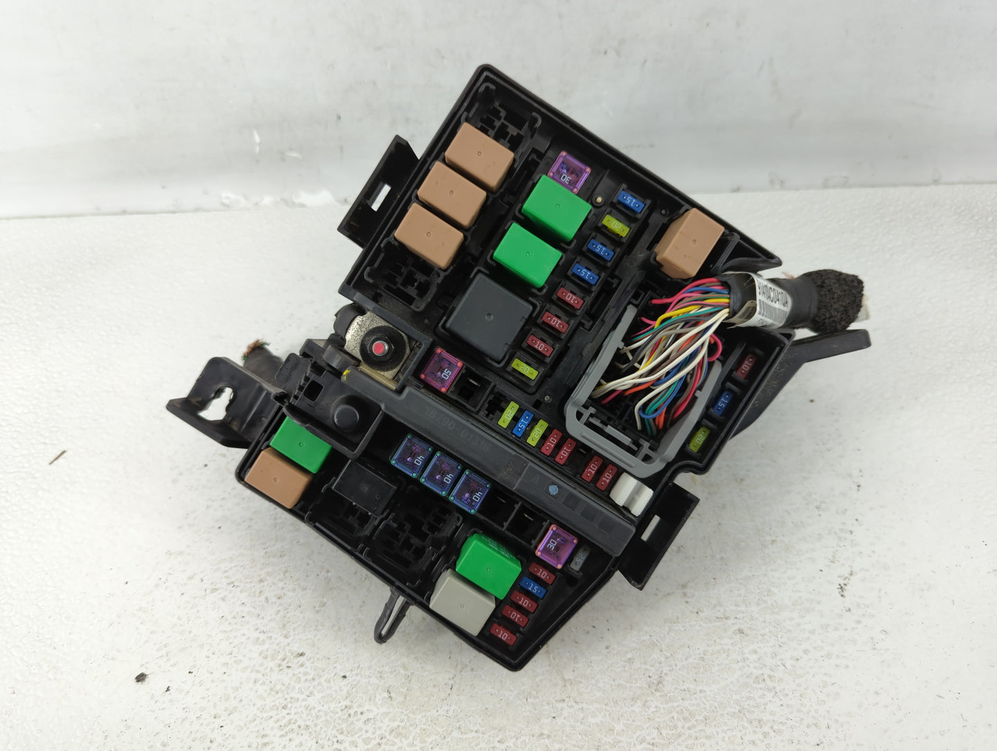 2011-2013 Kia Optima Fusebox Fuse Box Panel Relay Module P/N:91950-2T860 Fits Fits 2011 2012 2013 OEM Used Auto Parts - Oemu