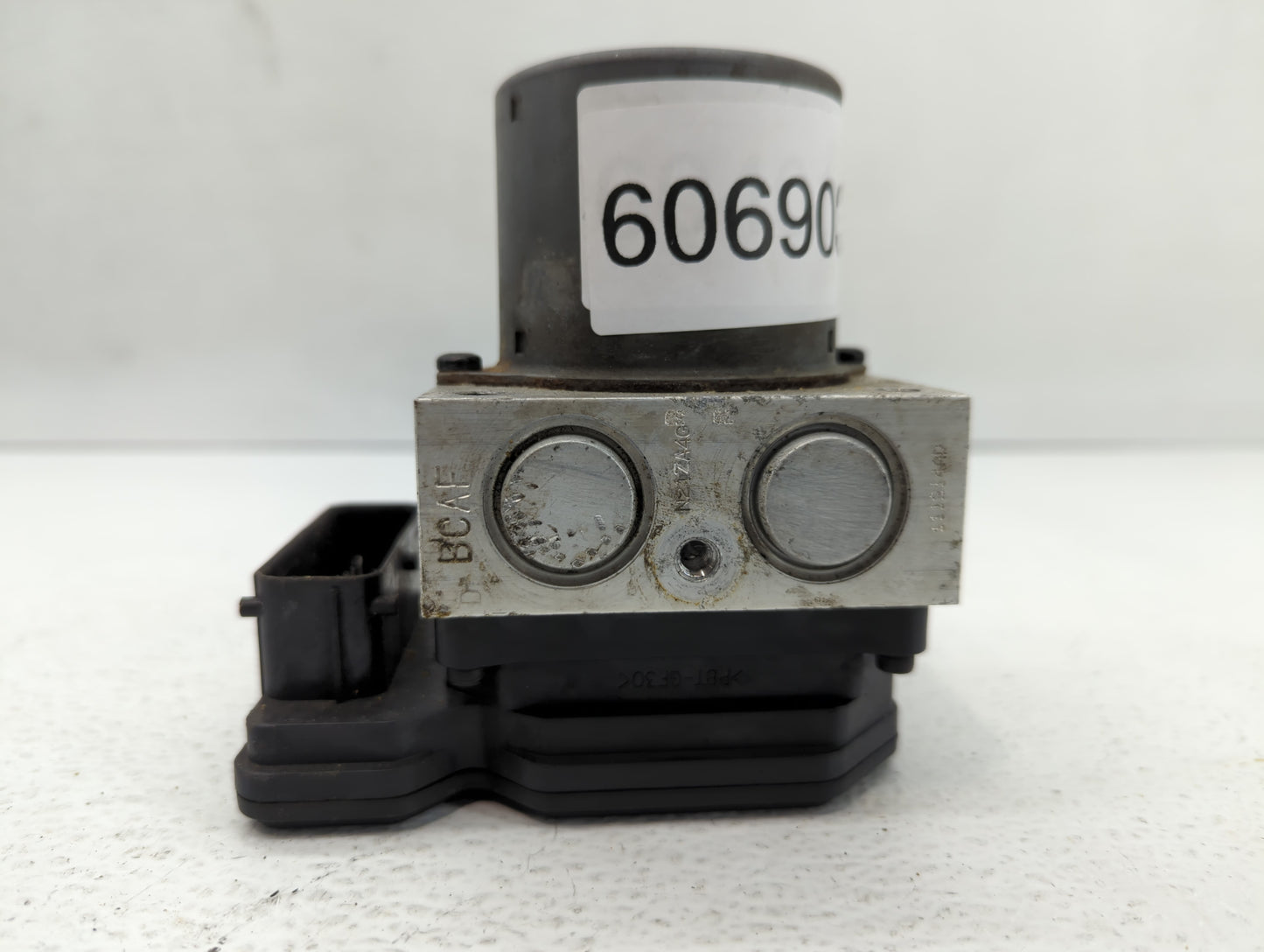 2011-2013 Kia Optima ABS Pump Control Module Replacement P/N:28920-2T550 Fits Fits 2011 2012 2013 OEM Used Auto Parts - Oemu