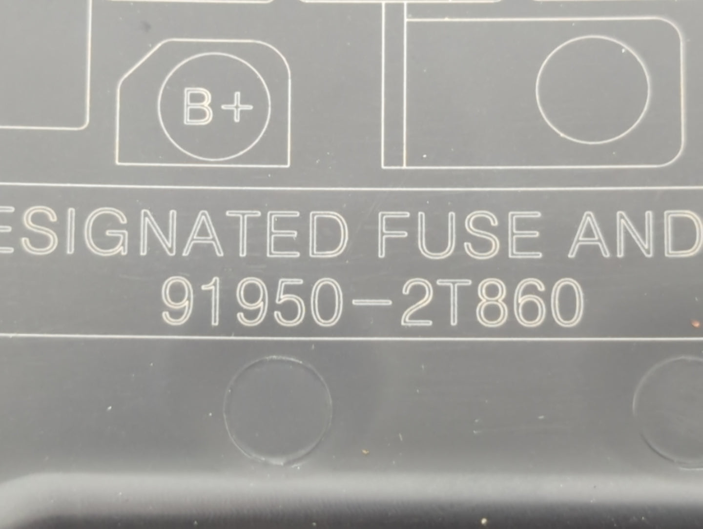 2011-2013 Kia Optima Fusebox Fuse Box Panel Relay Module P/N:91950-2T860 Fits Fits 2011 2012 2013 OEM Used Auto Parts - Oemu