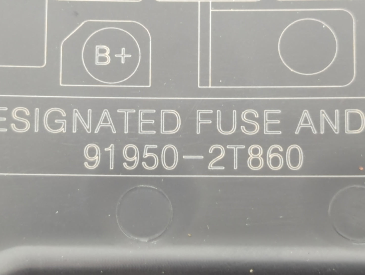 2011-2013 Kia Optima Fusebox Fuse Box Panel Relay Module P/N:91950-2T860 Fits Fits 2011 2012 2013 OEM Used Auto Parts - Oemu