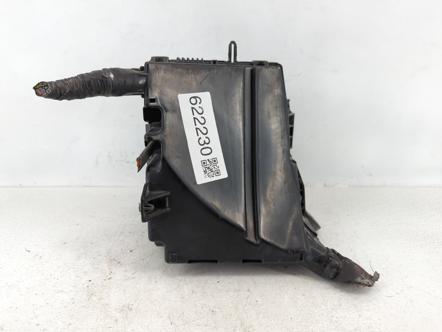 2011-2013 Kia Optima Fusebox Fuse Box Panel Relay Module P/N:919502T860 Fits Fits 2011 2012 2013 OEM Used Auto Parts - Oemus