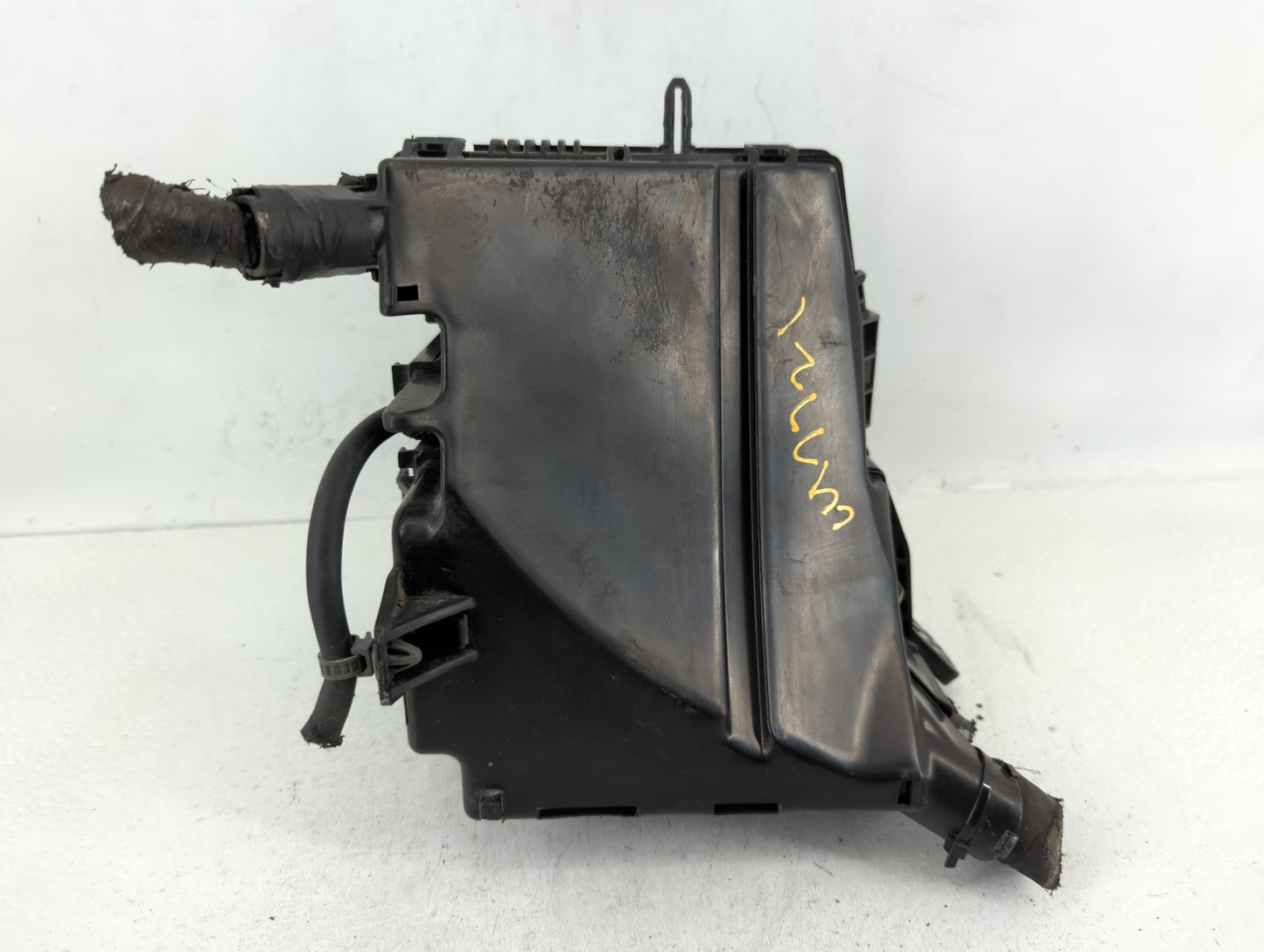 2011-2013 Kia Optima Fusebox Fuse Box Panel Relay Module P/N:91950-2T860 Fits Fits 2011 2012 2013 OEM Used Auto Parts - Oemu