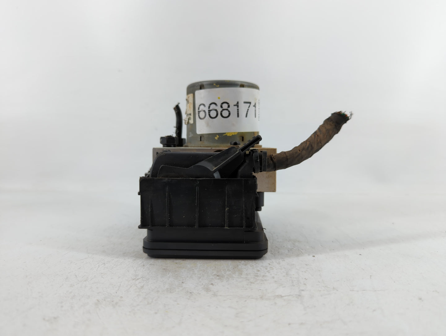 2011-2013 Kia Optima ABS Pump Control Module Replacement P/N:58920-2T550 Fits Fits 2011 2012 2013 OEM Used Auto Parts - Oemu