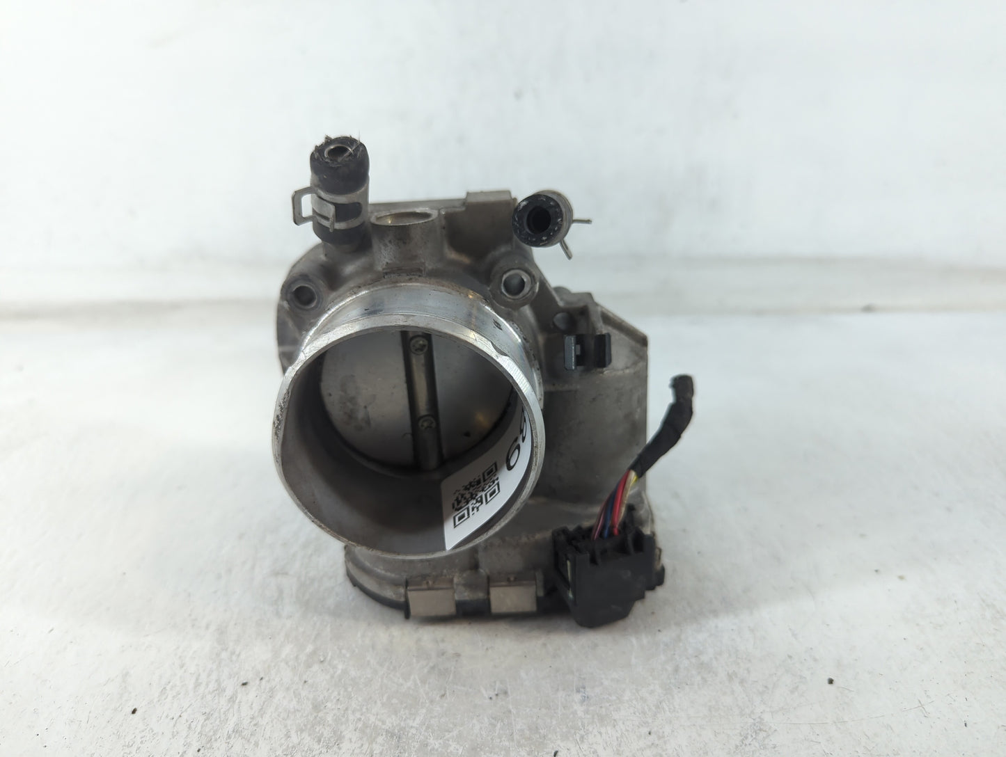 2011-2015 Kia Optima Throttle Body P/N:35100-2G700 Fits Fits 2011 2012 2013 2014 2015 2016 OEM Used Auto Parts - Oemusedauto