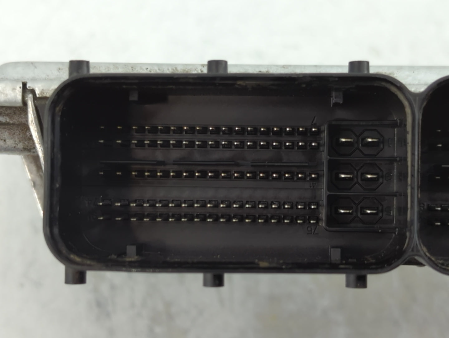 2011-2013 Kia Optima PCM Engine Control Computer ECU ECM PCU OEM P/N:39111-2G893 39101-2G893 Fits Fits 2011 2012 2013 OEM Us