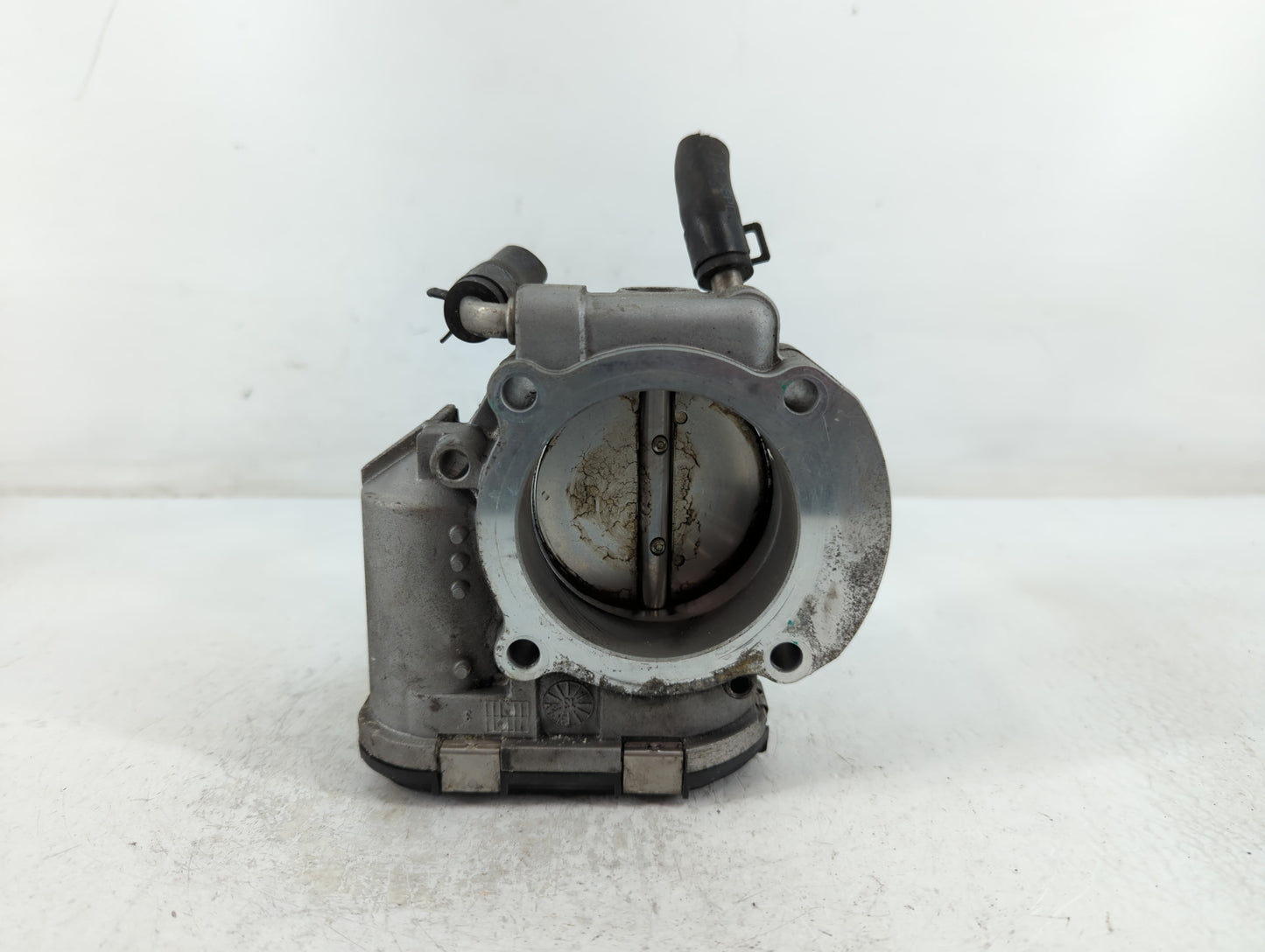 2011-2015 Kia Optima Throttle Body P/N:35100-2G700 Fits Fits 2011 2012 2013 2014 2015 2016 OEM Used Auto Parts - Oemusedauto