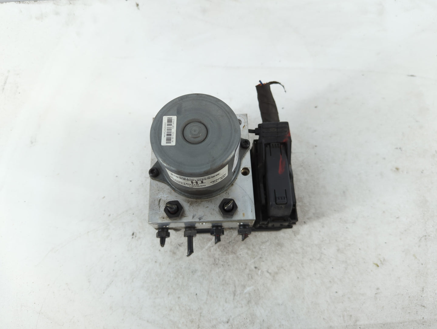 2011-2013 Kia Optima ABS Pump Control Module Replacement P/N:58920-2T550 Fits Fits 2011 2012 2013 OEM Used Auto Parts - Oemu