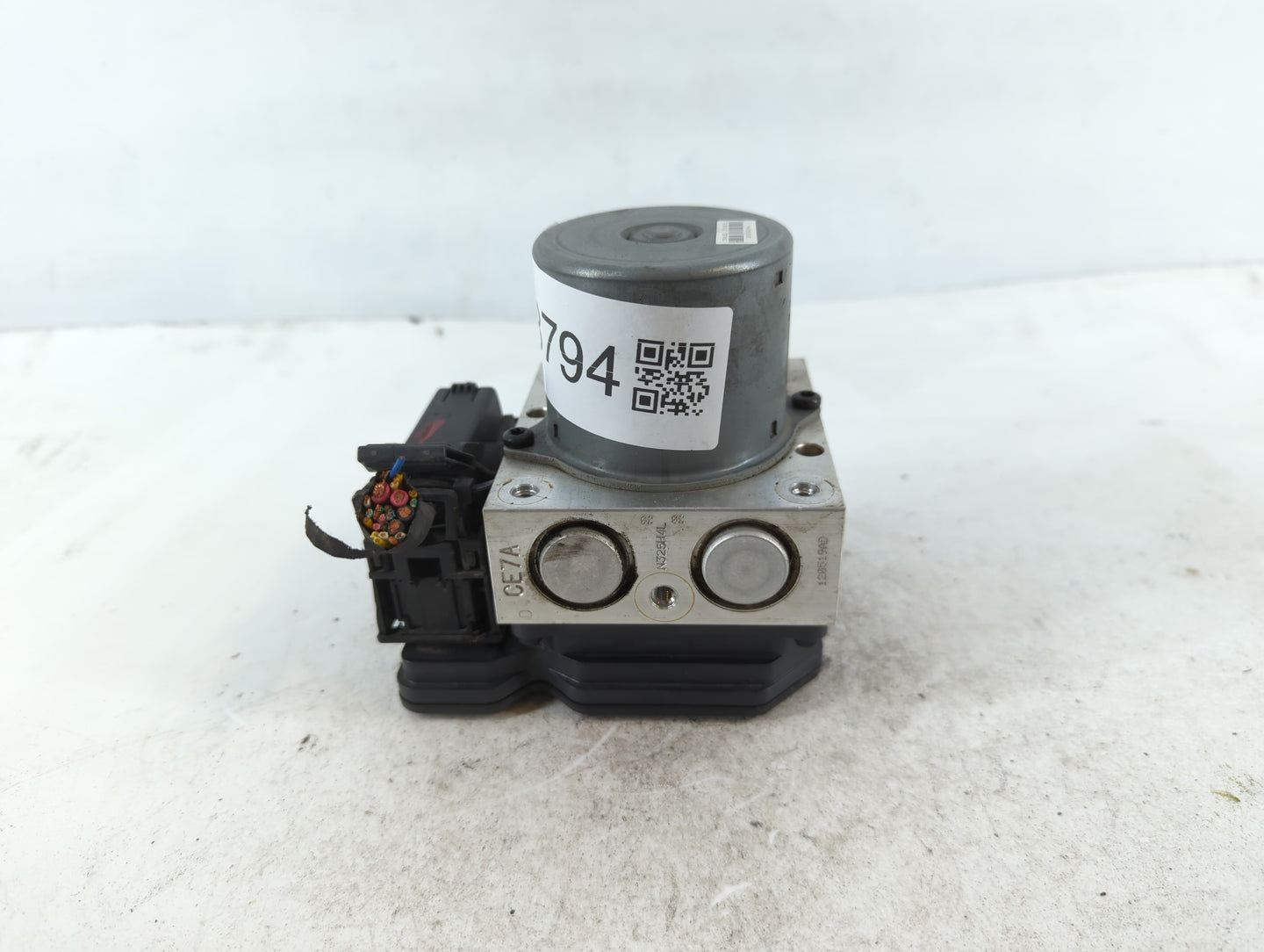 2011-2013 Kia Optima ABS Pump Control Module Replacement P/N:58920-2T550 Fits Fits 2011 2012 2013 OEM Used Auto Parts - Oemu