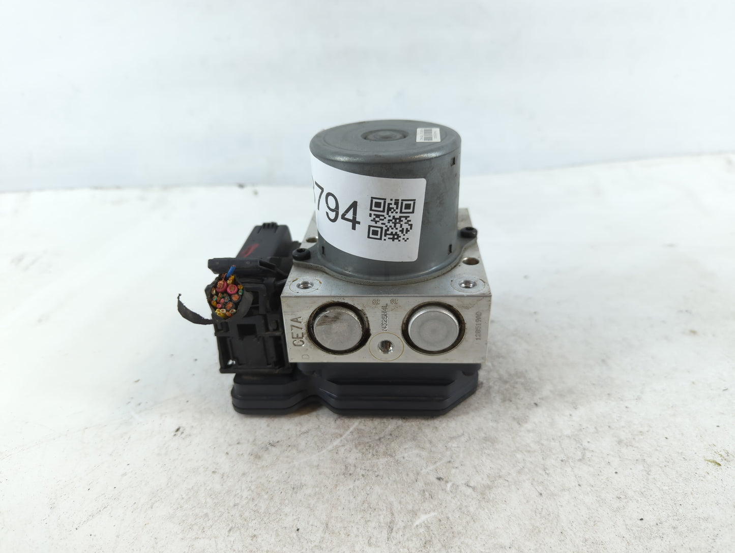 2011-2013 Kia Optima ABS Pump Control Module Replacement P/N:58920-2T550 Fits Fits 2011 2012 2013 OEM Used Auto Parts - Oemu