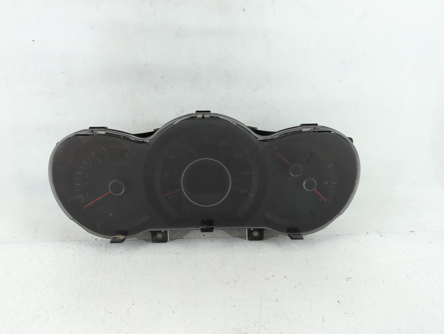 2012-2013 Kia Optima Instrument Cluster Speedometer Gauges P/N:94001-2T322 Fits Fits 2012 2013 OEM Used Auto Parts - Oemused