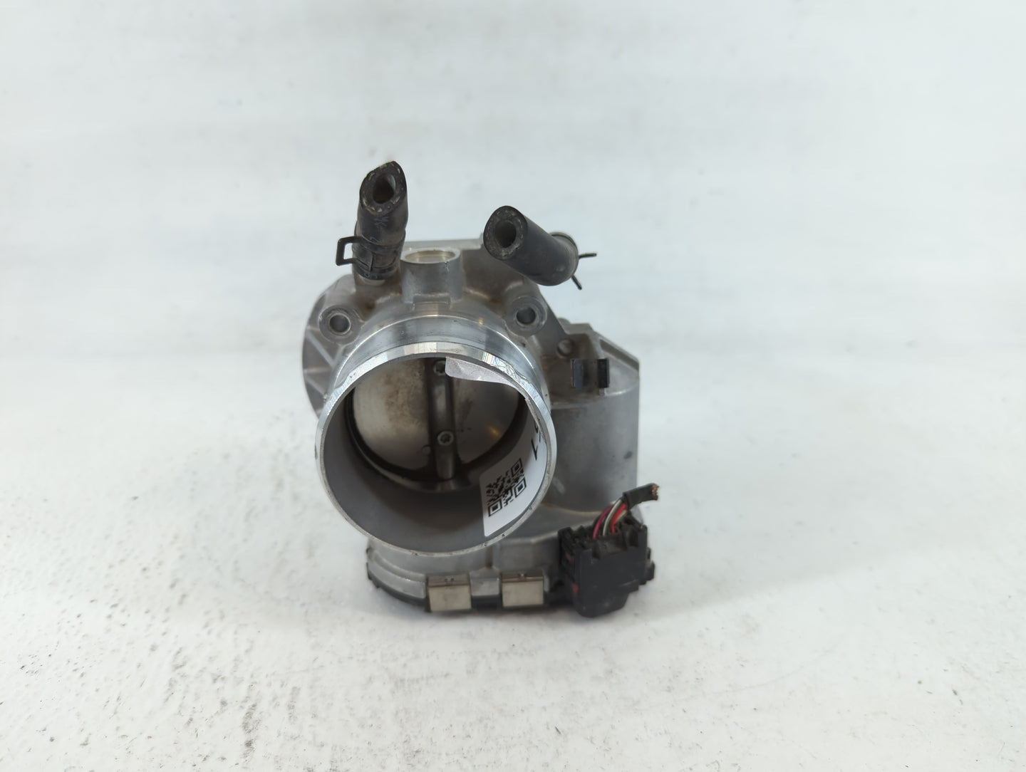 2011-2015 Kia Optima Throttle Body P/N:35100-2G700 Fits Fits 2011 2012 2013 2014 2015 2016 OEM Used Auto Parts - Oemusedauto