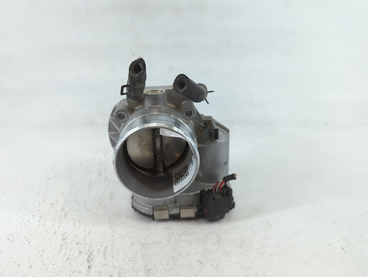 2011-2015 Kia Optima Throttle Body P/N:35100-2G700 Fits Fits 2011 2012 2013 2014 2015 2016 OEM Used Auto Parts - Oemusedauto