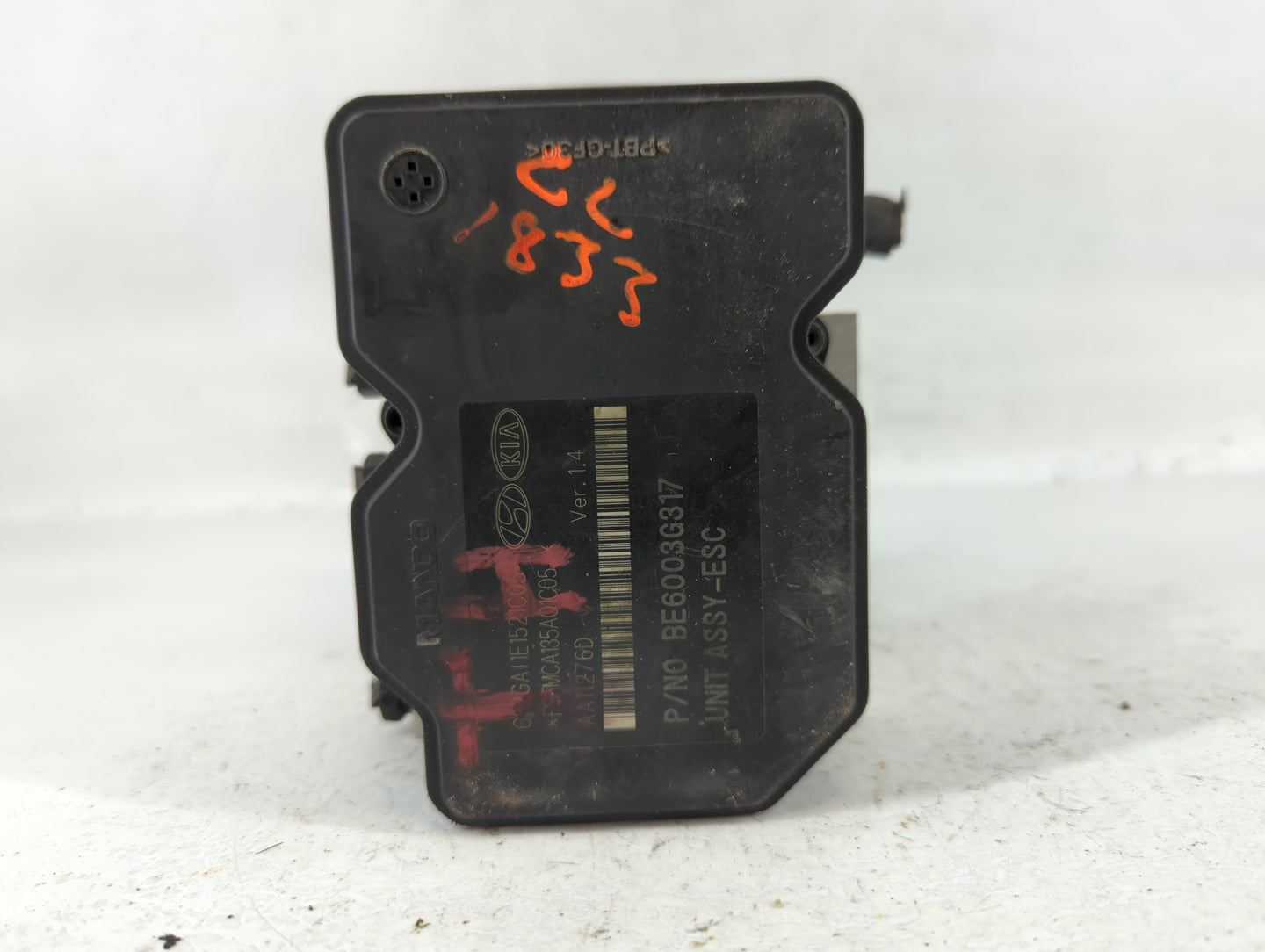 2011-2013 Kia Optima ABS Pump Control Module Replacement P/N:58920-2T550 Fits Fits 2011 2012 2013 OEM Used Auto Parts - Oemu