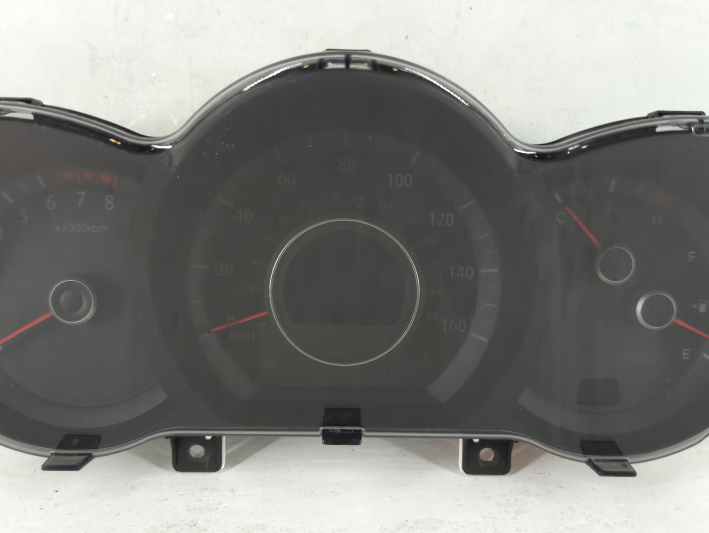 2012-2013 Kia Optima Instrument Cluster Speedometer Gauges P/N:94001-2T322 Fits Fits 2012 2013 OEM Used Auto Parts - Oemused