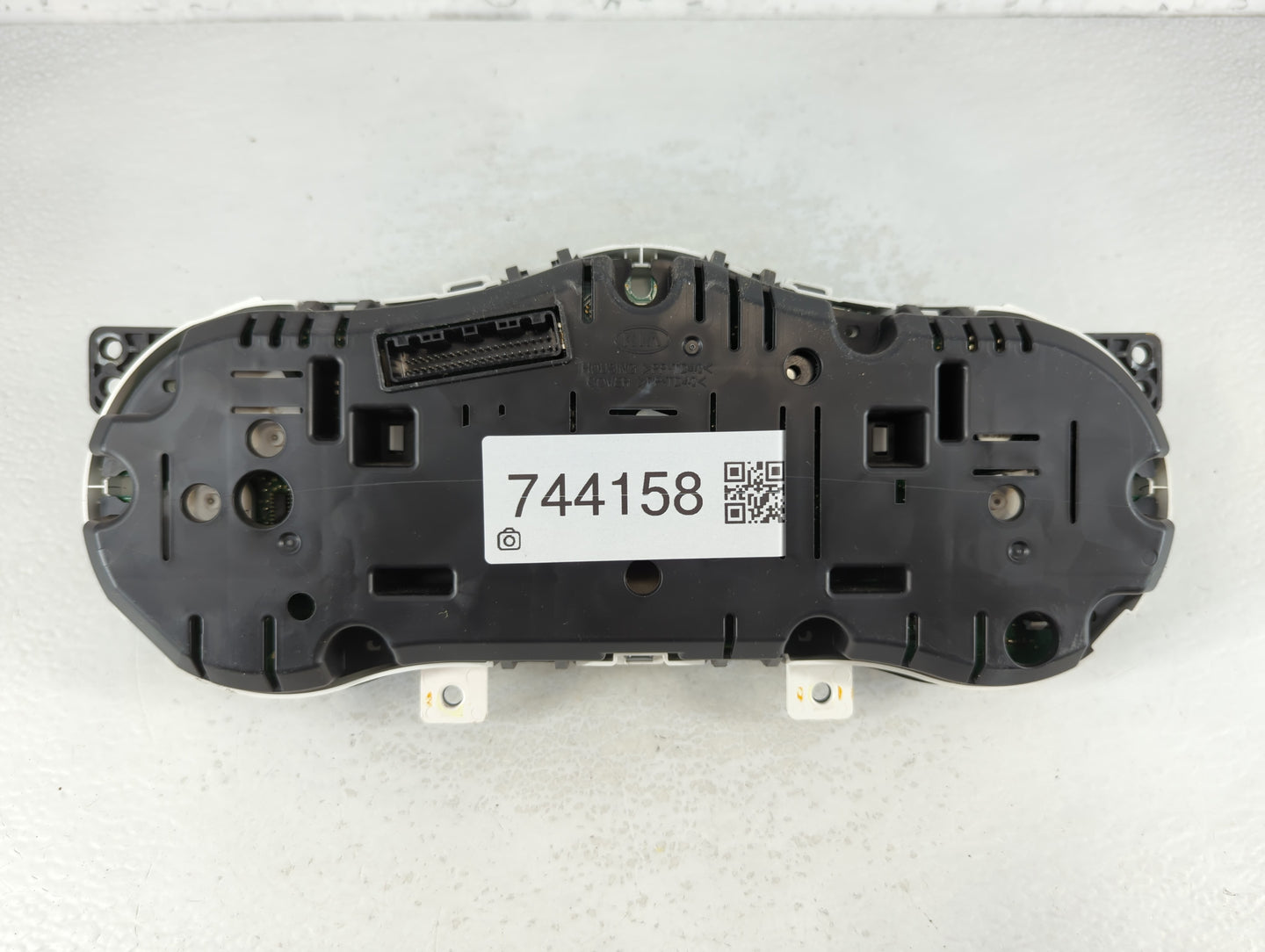 2012-2013 Kia Optima Instrument Cluster Speedometer Gauges P/N:94001-2T322 Fits Fits 2012 2013 OEM Used Auto Parts - Oemused