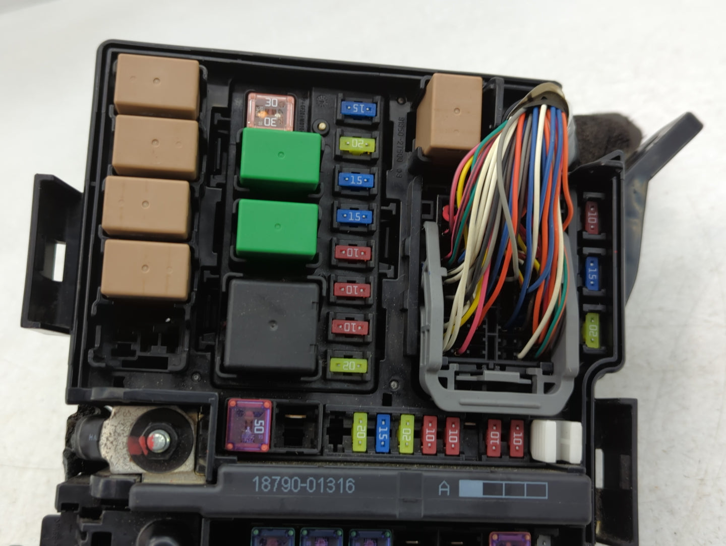 2011-2013 Kia Optima Fusebox Fuse Box Panel Relay Module P/N:VS912004C71QC Fits Fits 2011 2012 2013 OEM Used Auto Parts - Oe