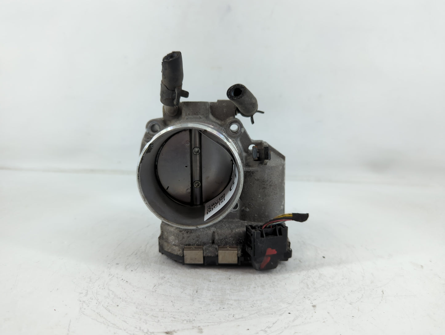 2011-2015 Kia Optima Throttle Body P/N:35100-2G700 Fits Fits 2011 2012 2013 2014 2015 2016 OEM Used Auto Parts - Oemusedauto