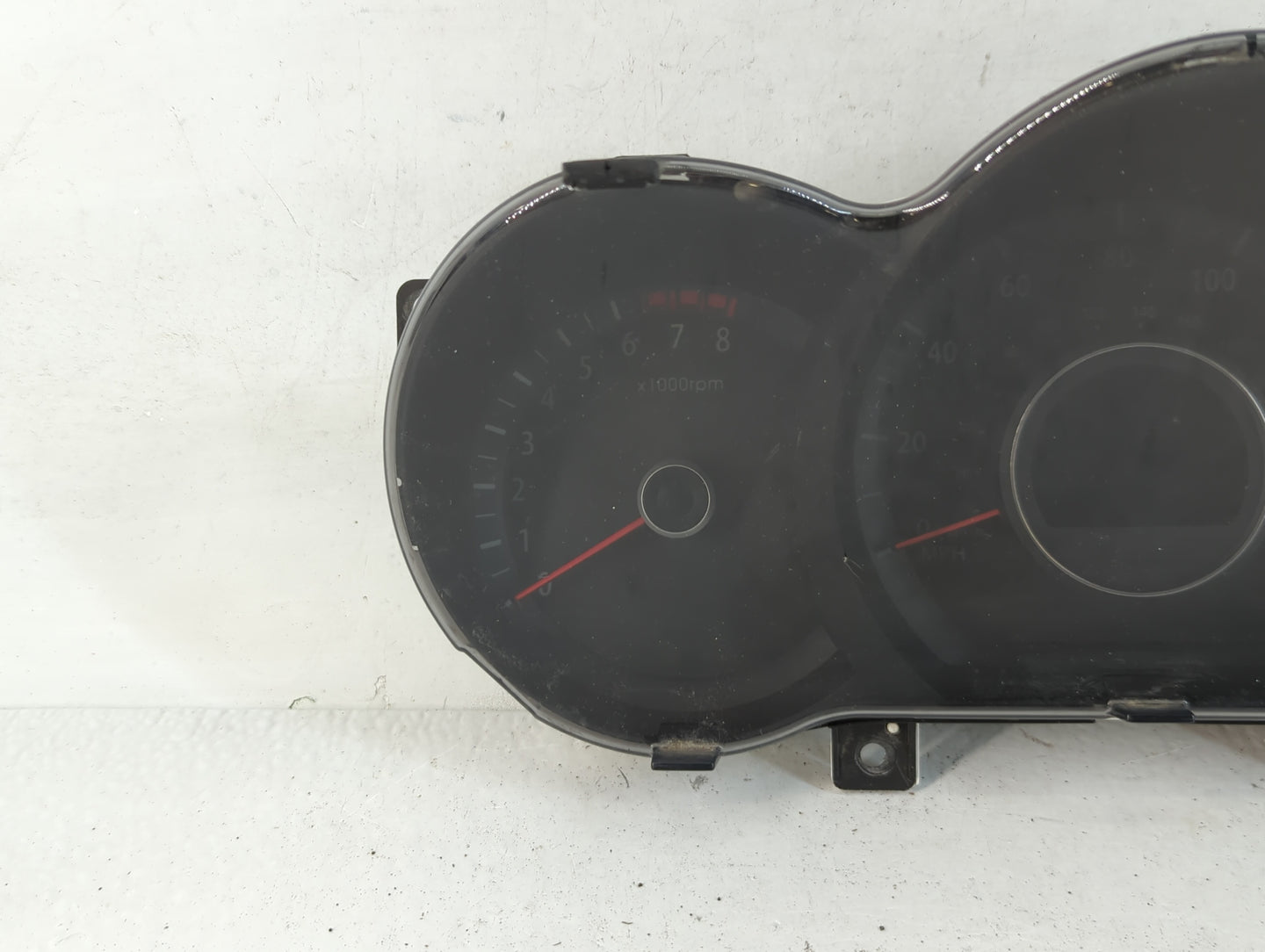 2012-2013 Kia Optima Instrument Cluster Speedometer Gauges P/N:94001-2T322 Fits Fits 2012 2013 OEM Used Auto Parts - Oemused