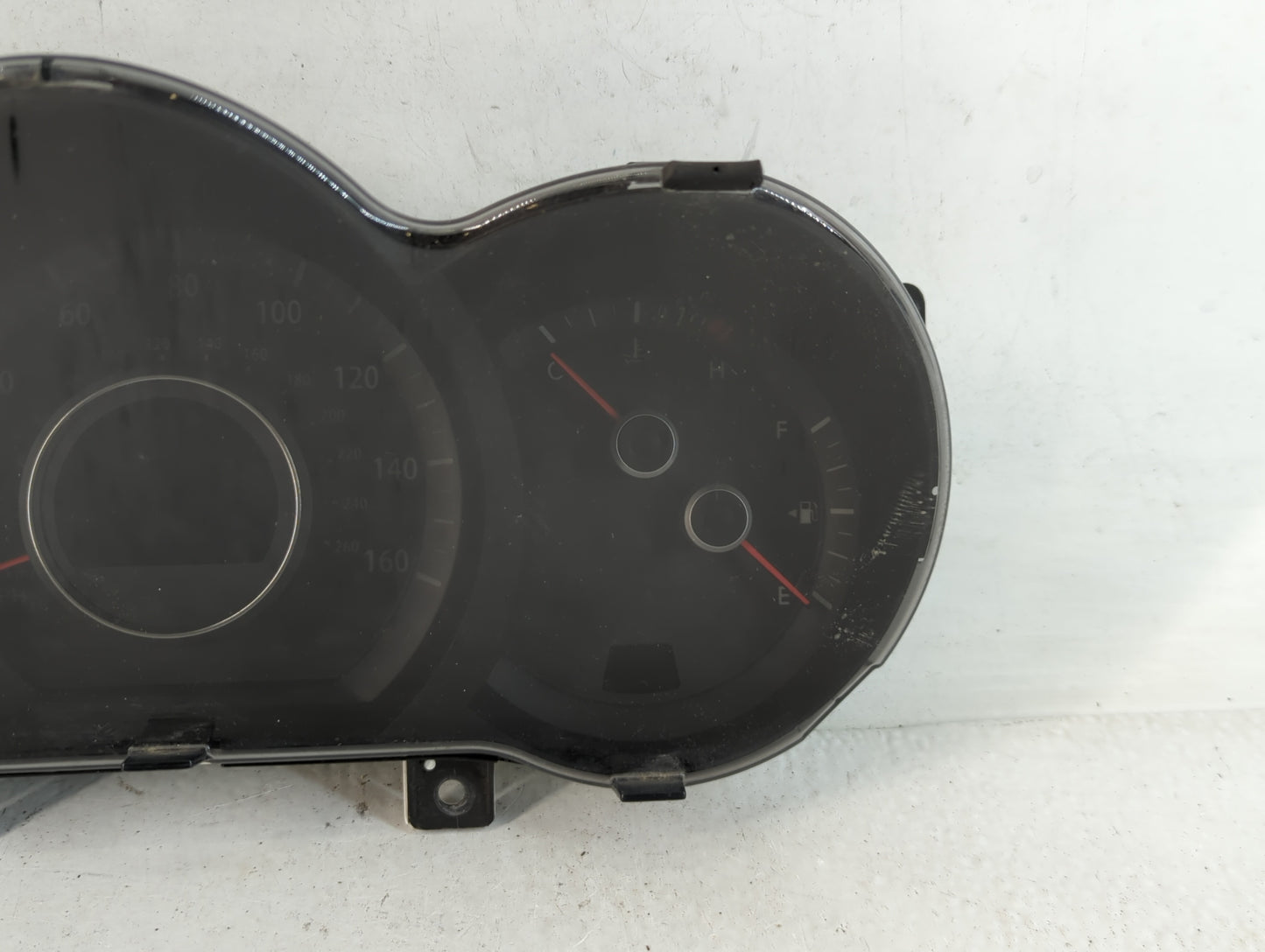 2012-2013 Kia Optima Instrument Cluster Speedometer Gauges P/N:94001-2T322 Fits Fits 2012 2013 OEM Used Auto Parts - Oemused