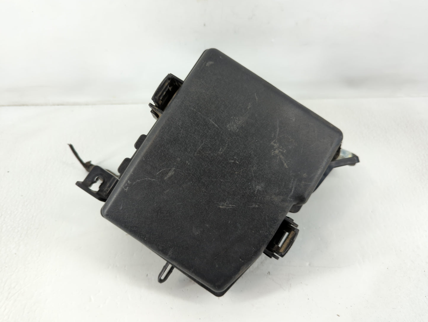 2011-2013 Kia Optima Fusebox Fuse Box Panel Relay Module P/N:91950-2T860 Fits Fits 2011 2012 2013 OEM Used Auto Parts - Oemu