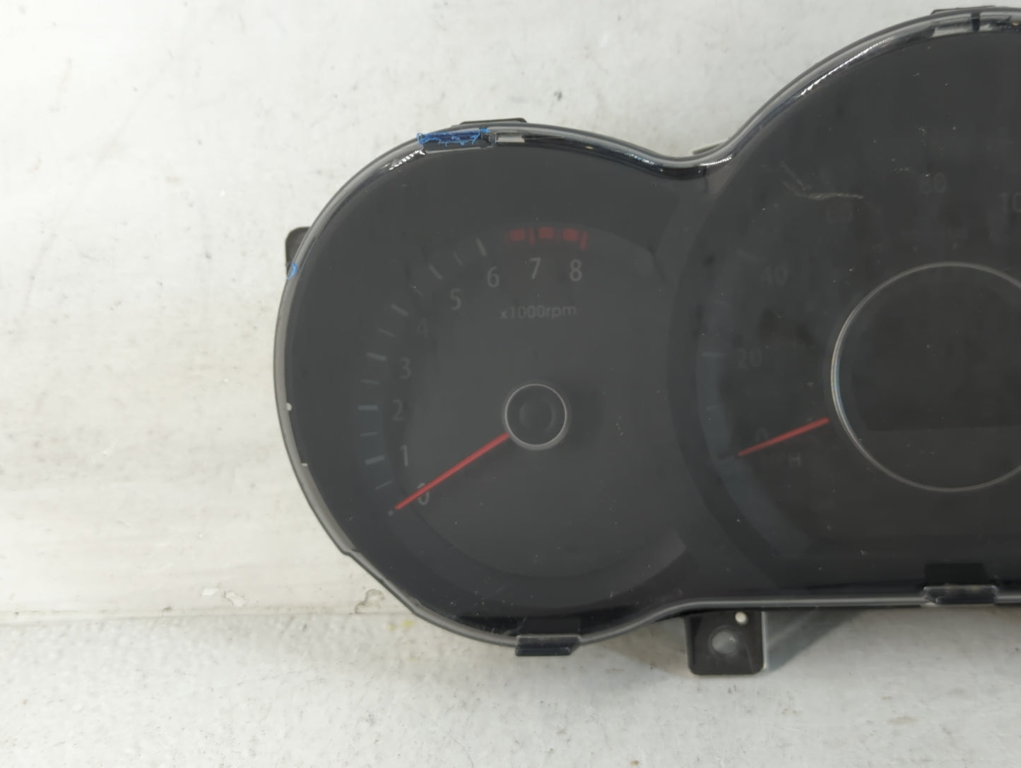 2012-2013 Kia Optima Instrument Cluster Speedometer Gauges P/N:94001-2T322 Fits Fits 2012 2013 OEM Used Auto Parts - Oemused