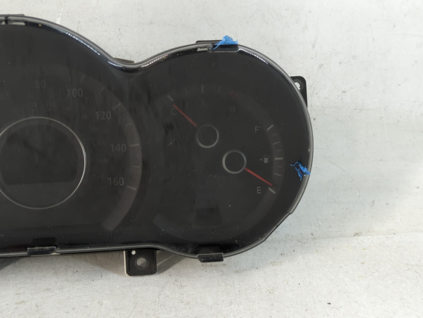 2012-2013 Kia Optima Instrument Cluster Speedometer Gauges P/N:94001-2T322 Fits Fits 2012 2013 OEM Used Auto Parts - Oemused