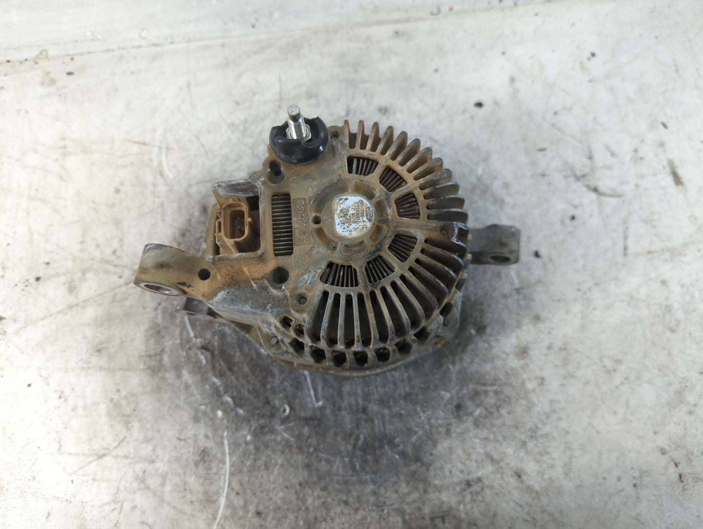 2012-2013 Kia Optima Alternator Replacement Generator Charging Assembly Engine OEM Fits Fits 2011 2012 2013 OEM Used Auto Pa