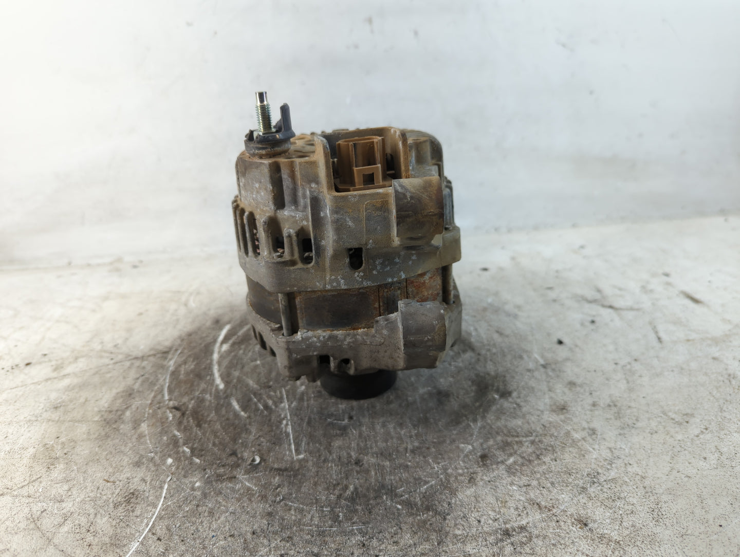 2012-2013 Kia Optima Alternator Replacement Generator Charging Assembly Engine OEM Fits Fits 2011 2012 2013 OEM Used Auto Pa