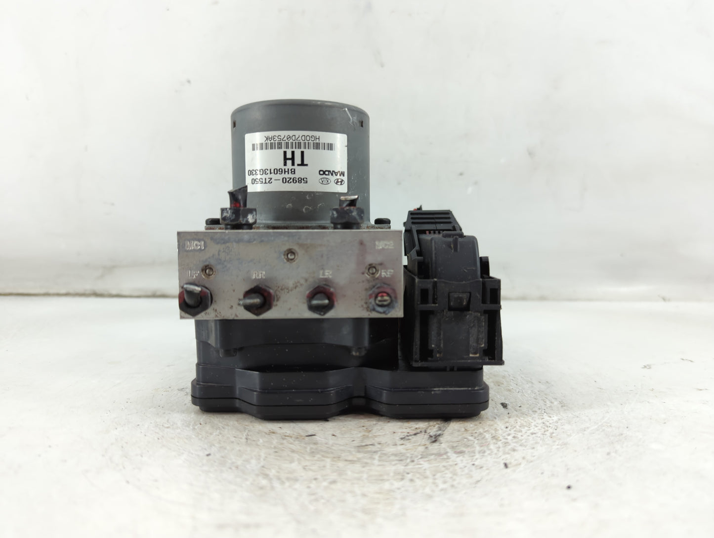 2011-2013 Kia Optima ABS Pump Control Module Replacement P/N:58920-2T550 Fits Fits 2011 2012 2013 OEM Used Auto Parts - Oemu