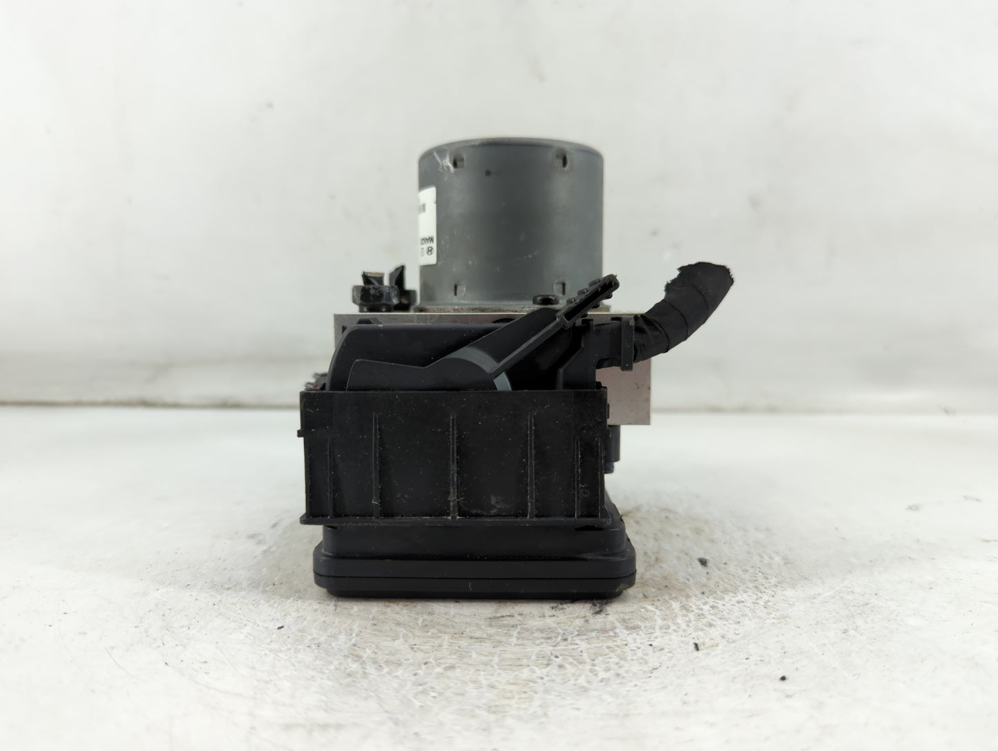 2011-2013 Kia Optima ABS Pump Control Module Replacement P/N:58920-2T550 Fits Fits 2011 2012 2013 OEM Used Auto Parts - Oemu