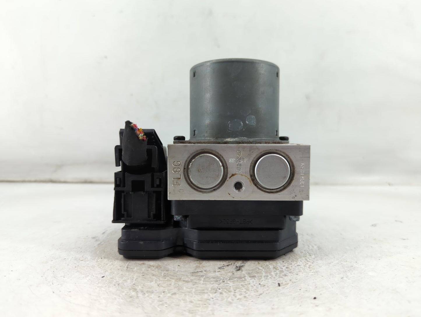 2011-2013 Kia Optima ABS Pump Control Module Replacement P/N:58920-2T550 Fits Fits 2011 2012 2013 OEM Used Auto Parts - Oemu