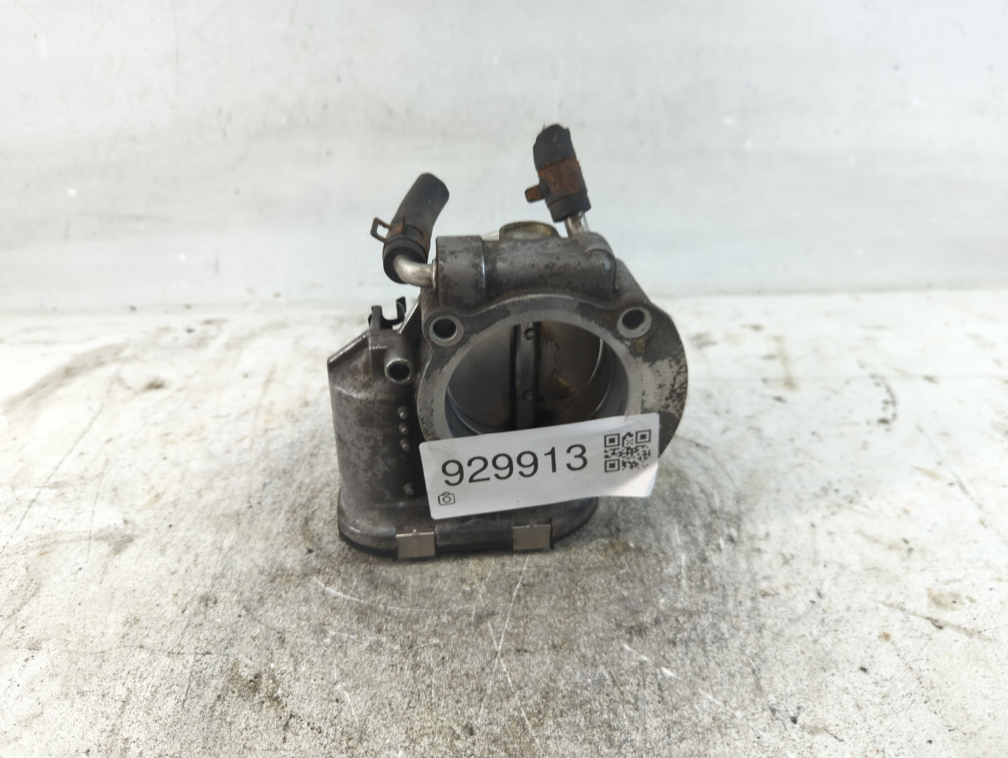2011-2015 Kia Optima Throttle Body P/N:35100-2G700 Fits Fits 2011 2012 2013 2014 2015 2016 OEM Used Auto Parts - Oemusedauto