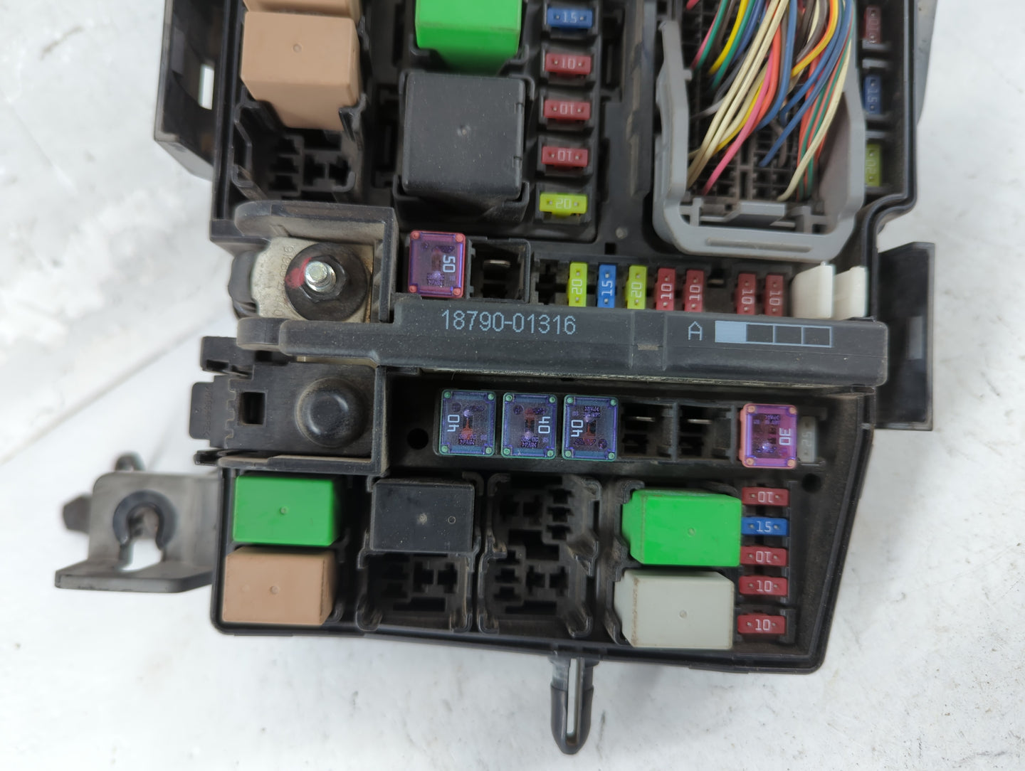 2011-2013 Kia Optima Fusebox Fuse Box Panel Relay Module P/N:91950-2T860 Fits Fits 2011 2012 2013 OEM Used Auto Parts - Oemu