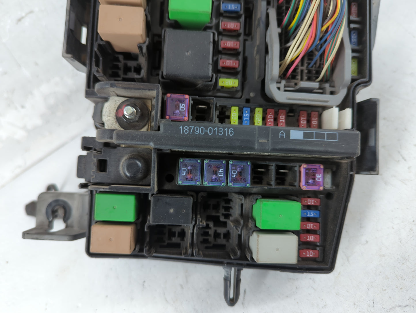 2011-2013 Kia Optima Fusebox Fuse Box Panel Relay Module P/N:91950-2T860 Fits Fits 2011 2012 2013 OEM Used Auto Parts - Oemu