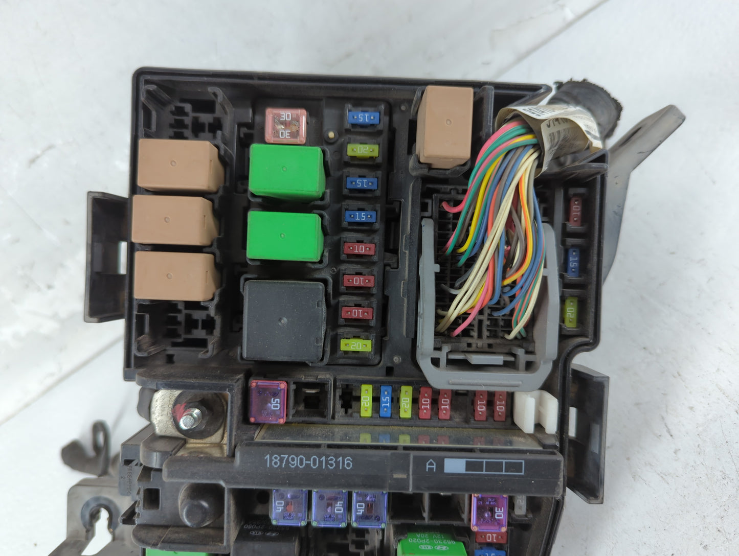 2011-2013 Kia Optima Fusebox Fuse Box Panel Relay Module P/N:91950-2T860 Fits Fits 2011 2012 2013 OEM Used Auto Parts - Oemu