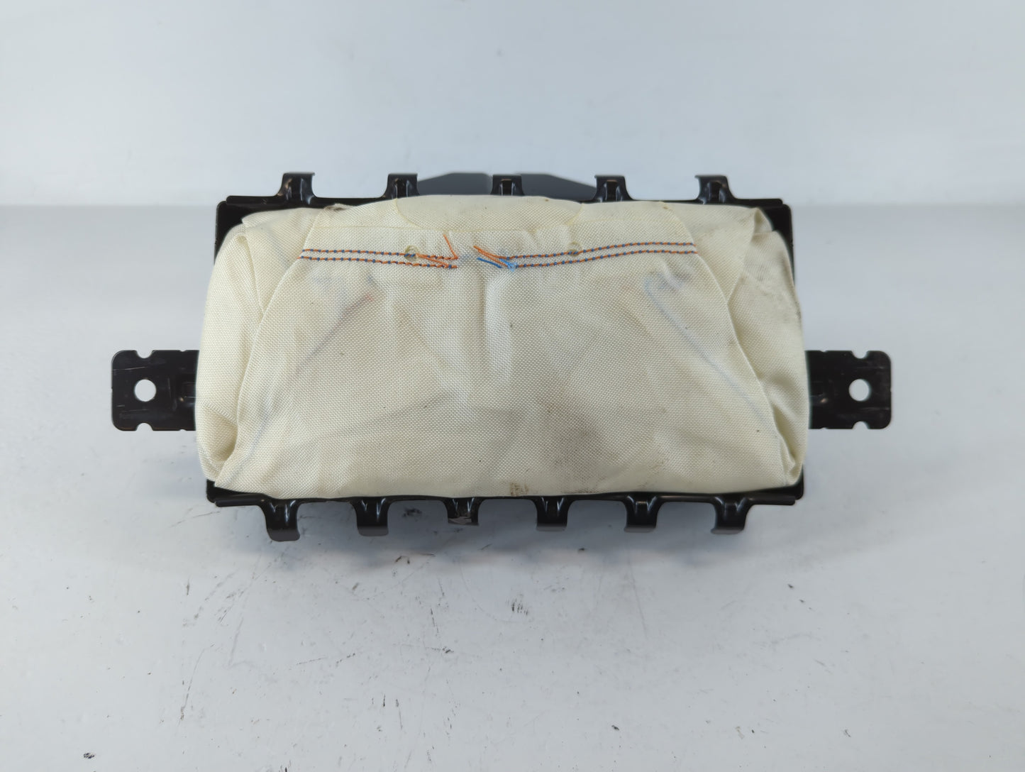 2012-2017 Kia Rio Air Bag Passenger Right Dashboard OEM P/N:845301W600 Fits Fits 2012 2013 2014 2015 2016 2017 OEM Used Auto