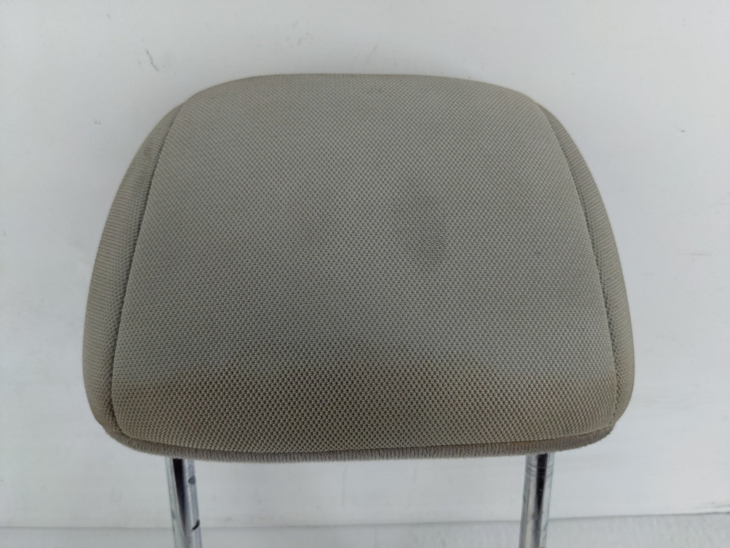 2012-2015 Kia Rio Headrest Head Rest Front Driver Passenger Seat Fits Fits 2012 2013 2014 2015 OEM Used Auto Parts - Oemused