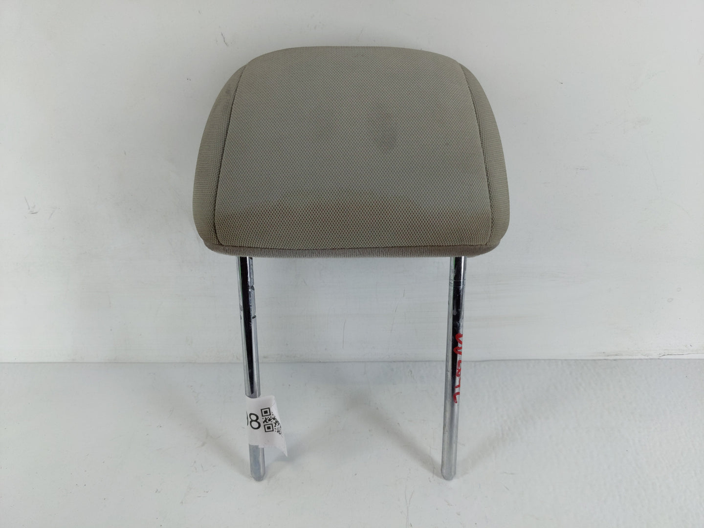 2012-2015 Kia Rio Headrest Head Rest Front Driver Passenger Seat Fits Fits 2012 2013 2014 2015 OEM Used Auto Parts - Oemused