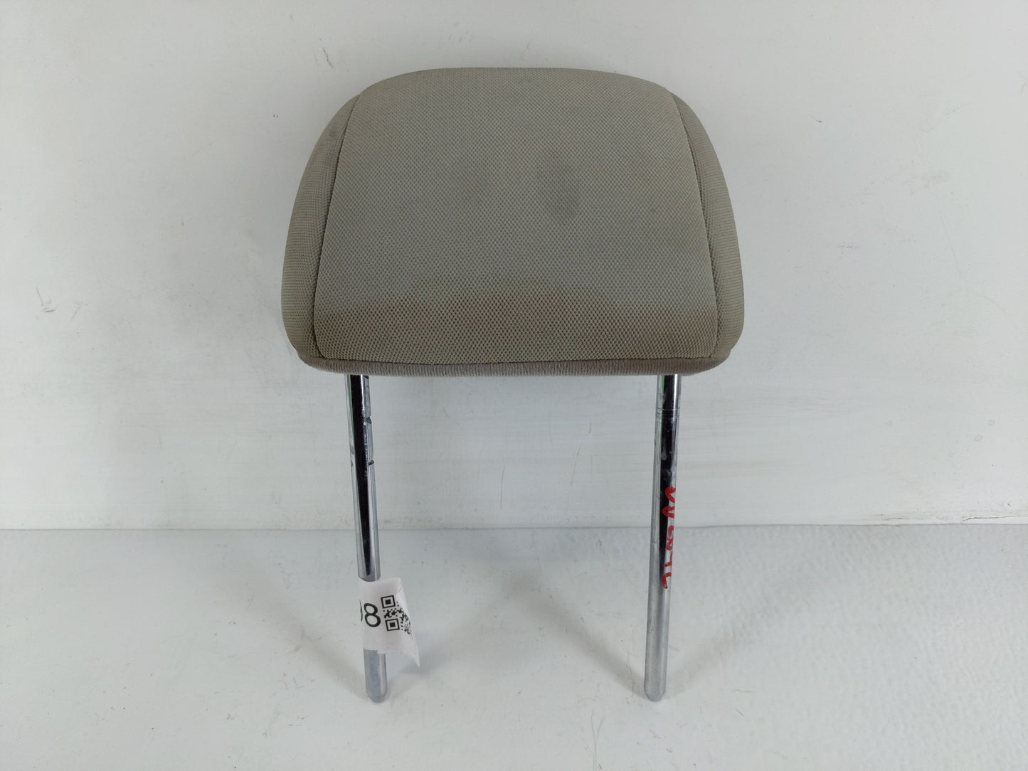 2012-2015 Kia Rio Headrest Head Rest Front Driver Passenger Seat Fits Fits 2012 2013 2014 2015 OEM Used Auto Parts - Oemused