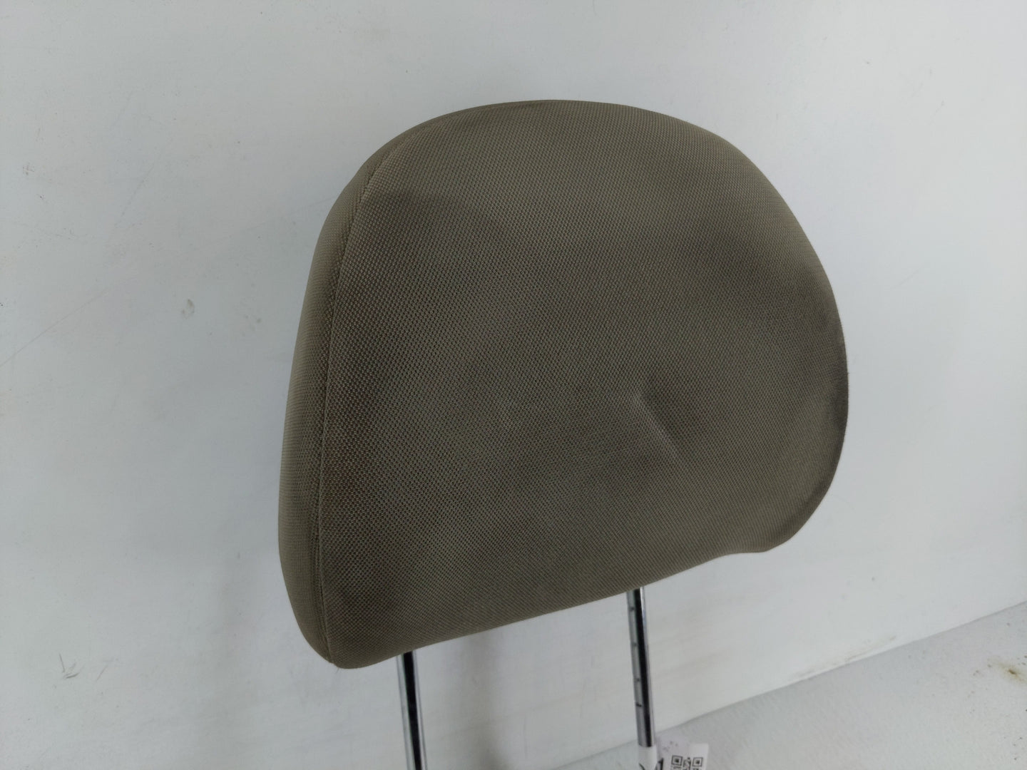 2012-2015 Kia Rio Headrest Head Rest Front Driver Passenger Seat Fits Fits 2012 2013 2014 2015 OEM Used Auto Parts - Oemused