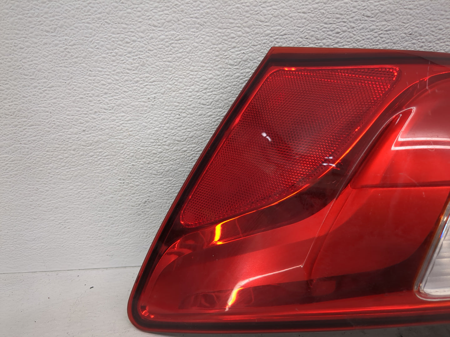 2012-2017 Kia Rio Tail Light Assembly Driver Left OEM Fits Fits 2012 2013 2014 2015 2016 2017 OEM Used Auto Parts - Oemuseda