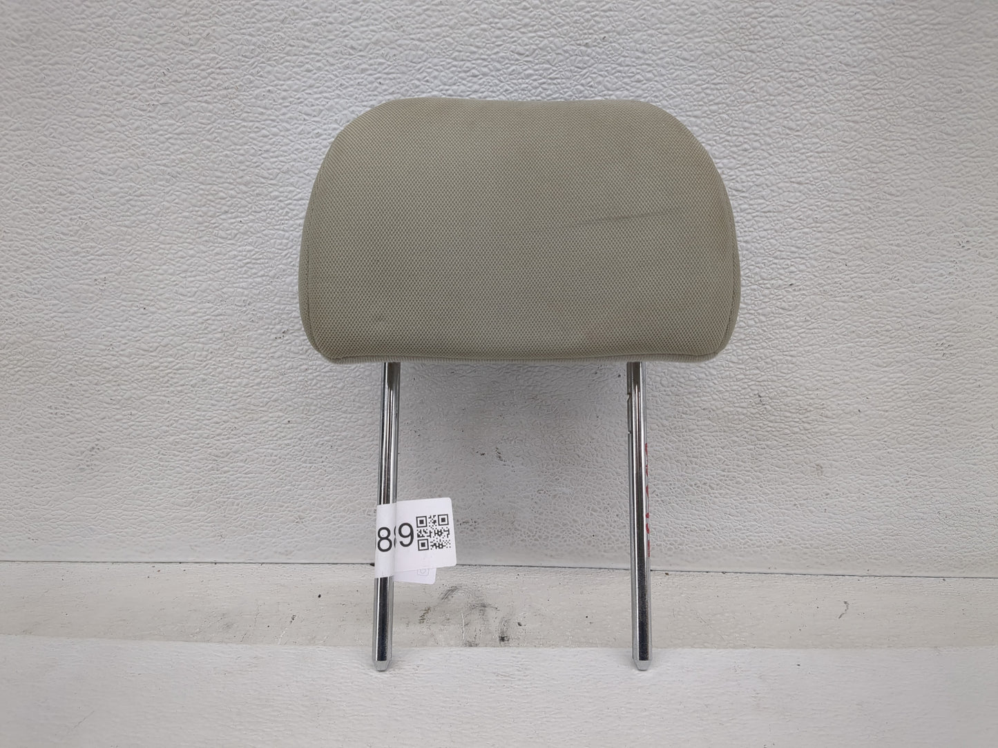 2012-2015 Kia Rio Headrest Head Rest Front Driver Passenger Seat Fits Fits 2012 2013 2014 2015 OEM Used Auto Parts - Oemused