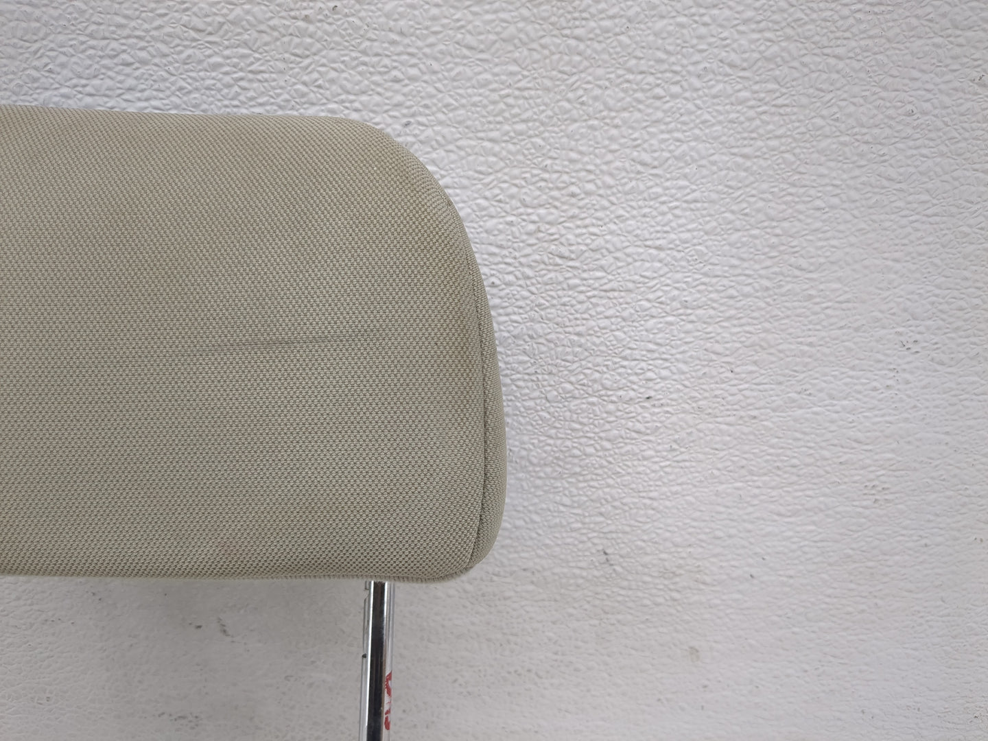 2012-2015 Kia Rio Headrest Head Rest Front Driver Passenger Seat Fits Fits 2012 2013 2014 2015 OEM Used Auto Parts - Oemused