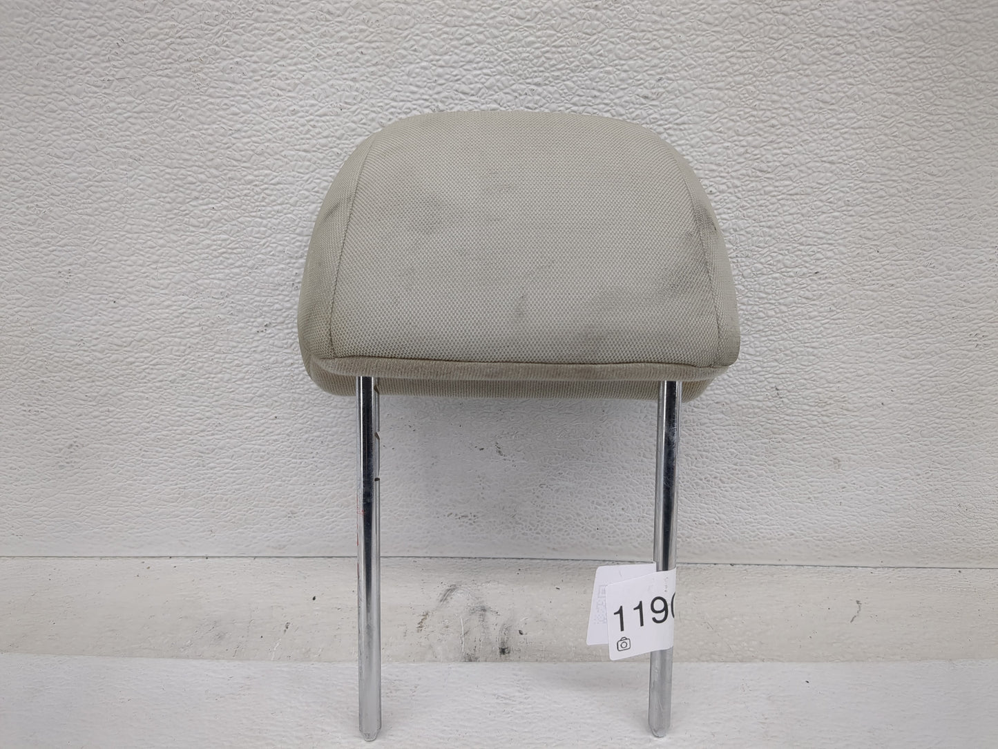 2012-2015 Kia Rio Headrest Head Rest Front Driver Passenger Seat Fits Fits 2012 2013 2014 2015 OEM Used Auto Parts - Oemused