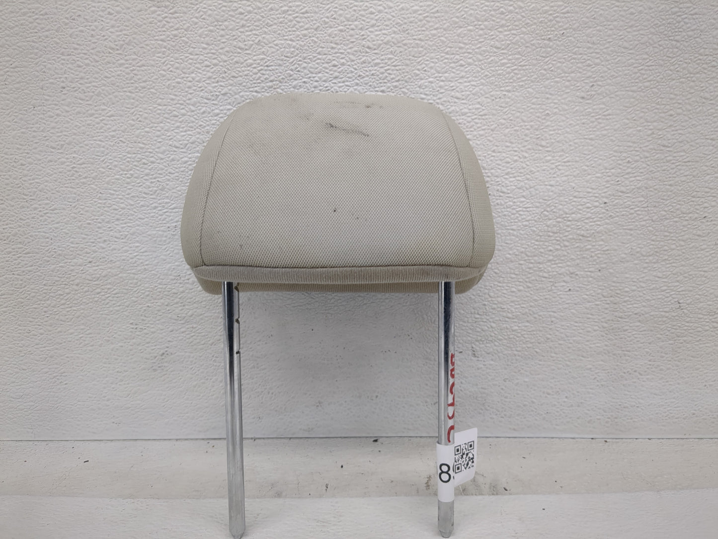 2012-2015 Kia Rio Headrest Head Rest Front Driver Passenger Seat Fits Fits 2012 2013 2014 2015 OEM Used Auto Parts - Oemused