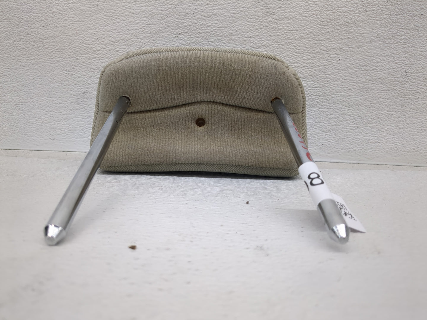 2012-2015 Kia Rio Headrest Head Rest Front Driver Passenger Seat Fits Fits 2012 2013 2014 2015 OEM Used Auto Parts - Oemused