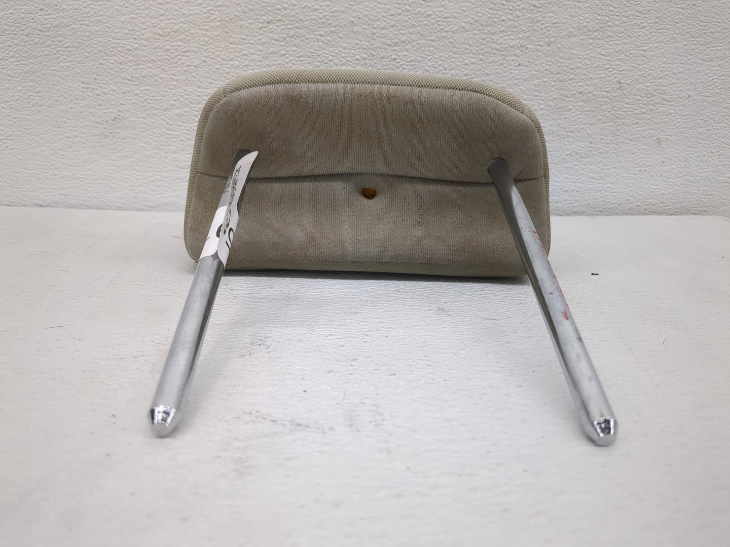 2012-2015 Kia Rio Headrest Head Rest Front Driver Passenger Seat Fits Fits 2012 2013 2014 2015 OEM Used Auto Parts - Oemused